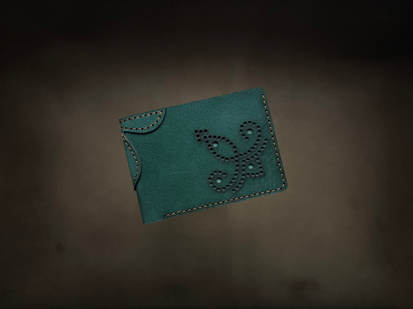 Barney the Wallet in Bottle Green